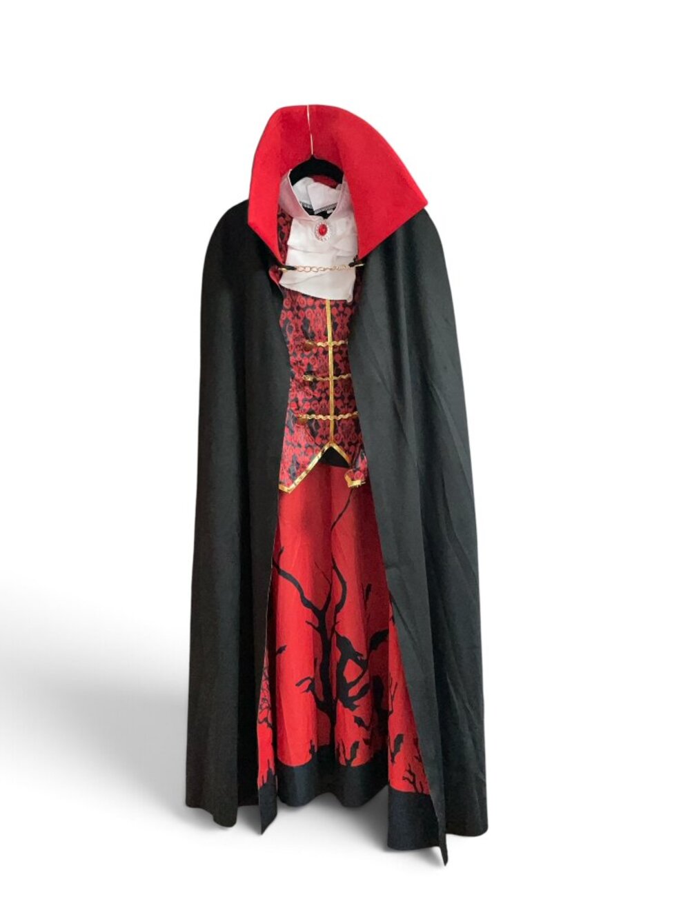 Dracula Vampire Halloween 3 piece Costume for boy 11-12.